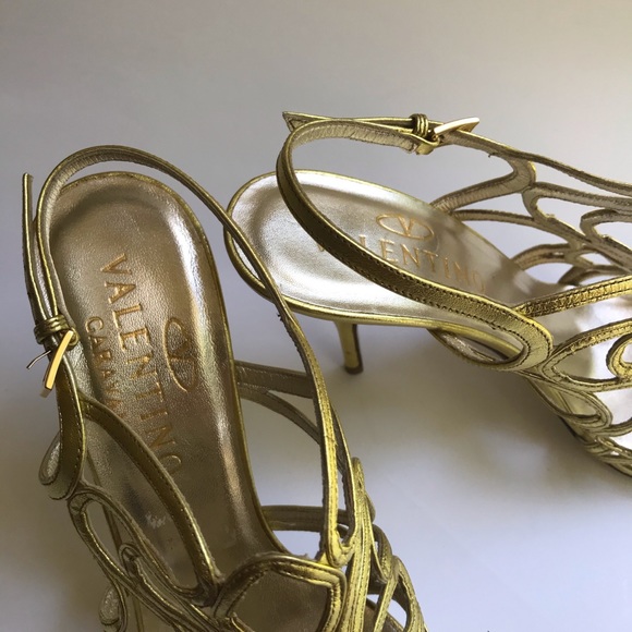 SOLD❗️❗️VALENTINO leather caged sandal high heels - Picture 14 of 16
